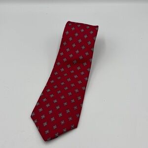 Mario Valentino Mens 100% Italian Silk NeckTie USA 58 X4” Red Grey Diamonds